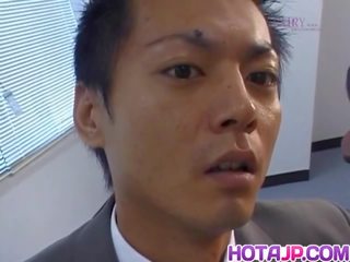 Nao kirishima menyebalkan kesalahan yg bodoh dan adalah kacau