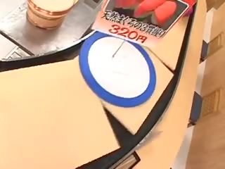 Rotating sushi bife od bukkake