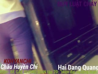 Dospívající mladý žena pham vu linh ngoc plachý močení hai dang quang školní chau huyen chi strumpet