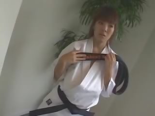 Hitomi tanaka. मास्टर कक्षा karate.